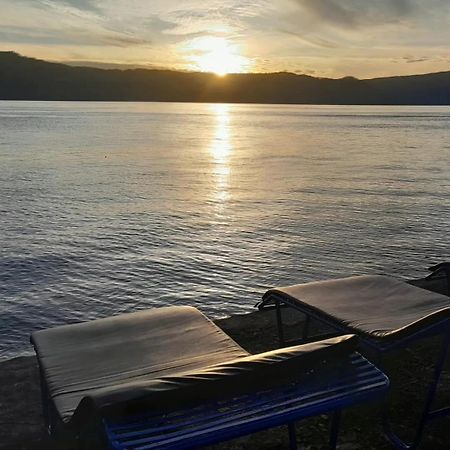 Hotel Barbara Tuk Tuk Dış mekan fotoğraf