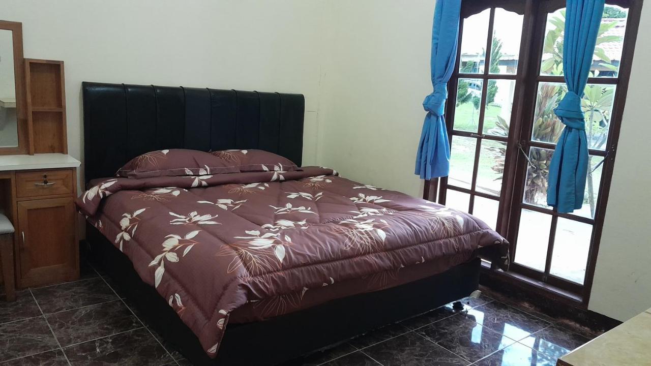 Hotel Barbara Tuk Tuk Dış mekan fotoğraf